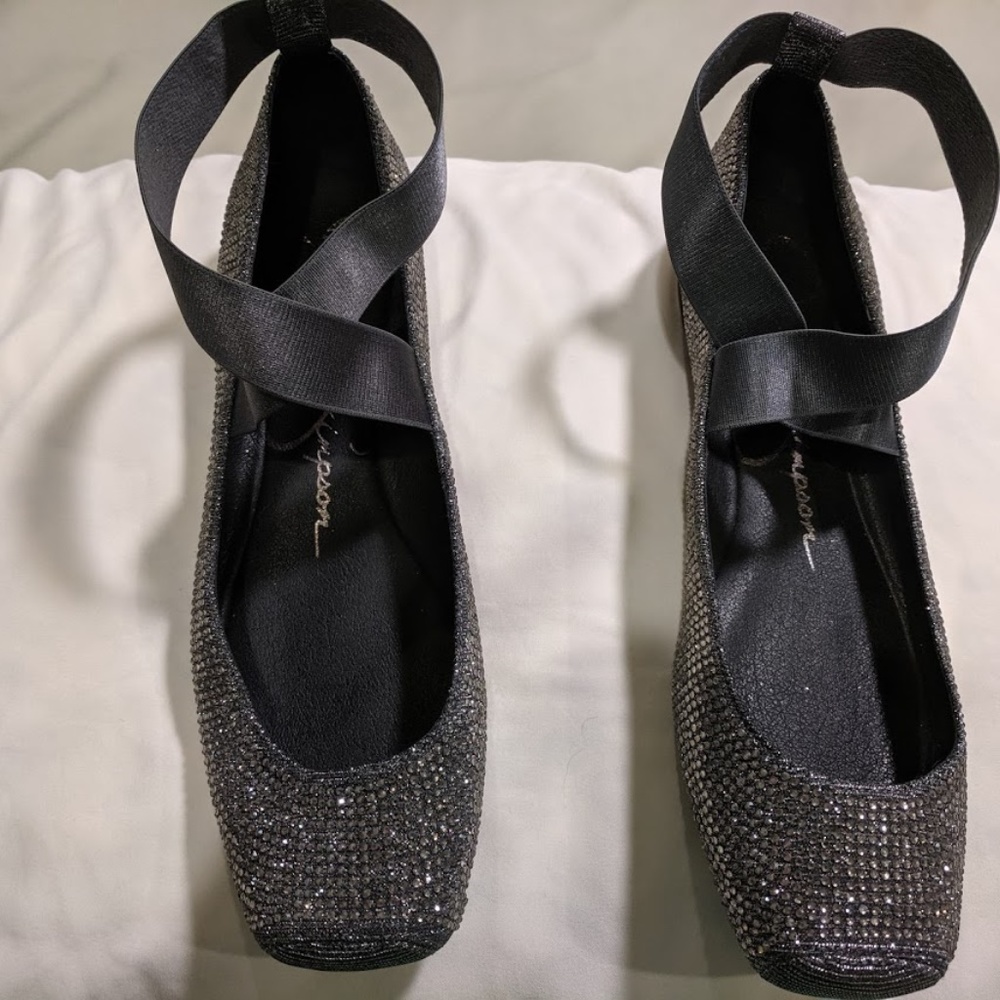Ballet flats